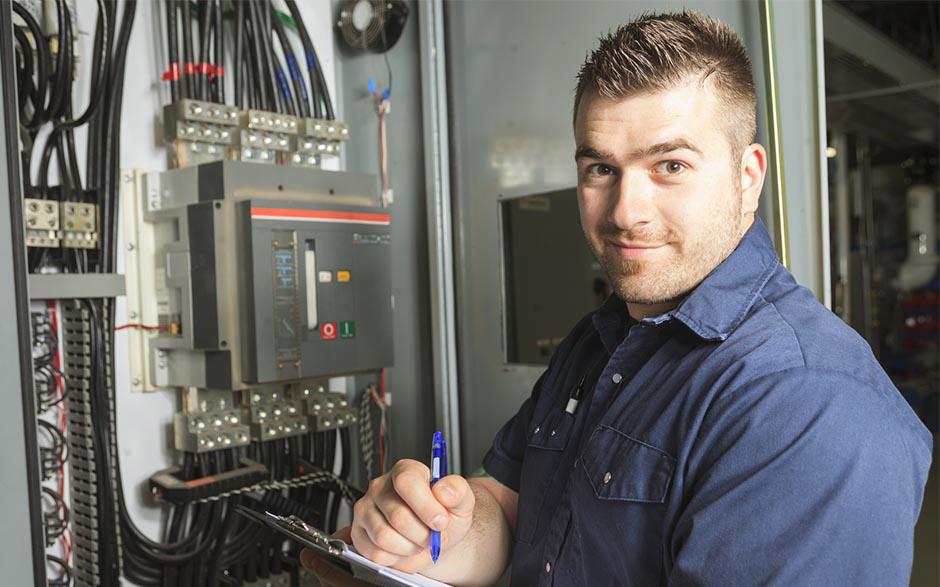 ouvrier électricien Évry